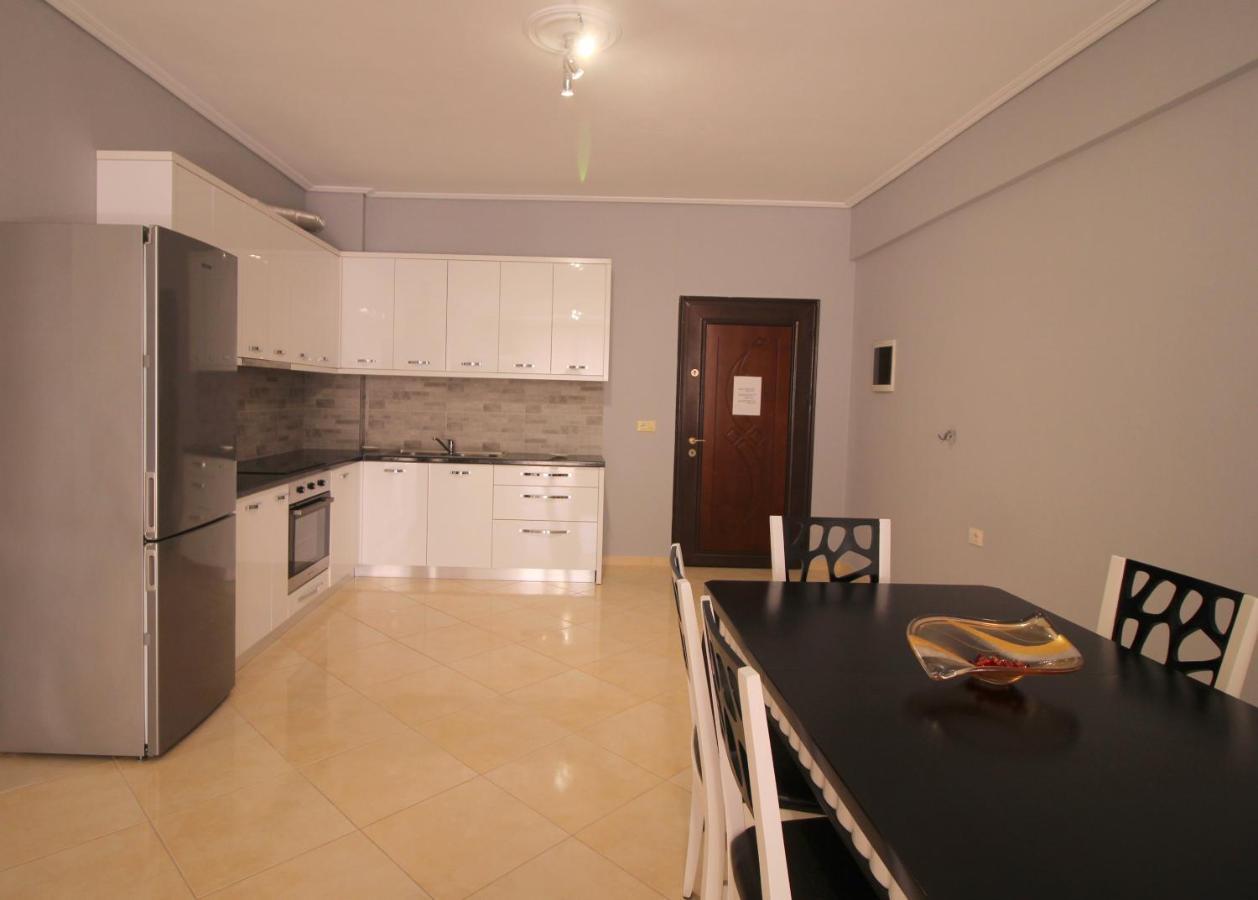 SarandëMece Apt.公寓 外观 照片